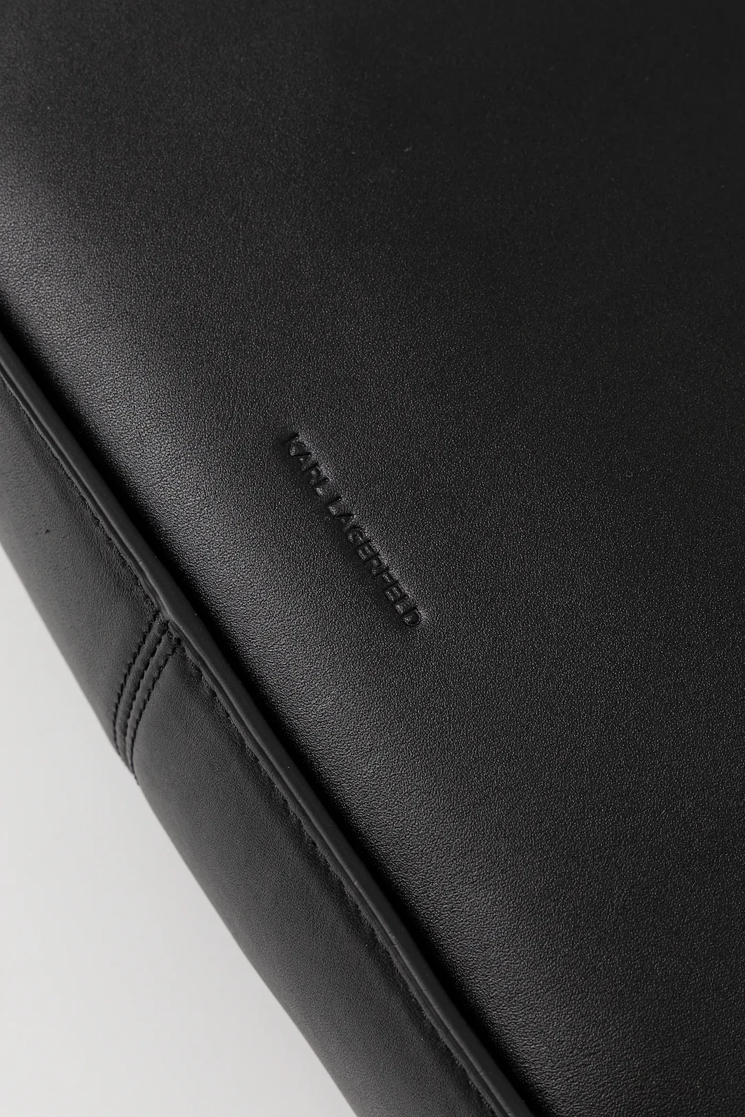 Τσάντα ώμου Signature Hobo Karl Lagerfeld - A1W30434-999 Τσάντα ώμου Signature Hobo Karl Lagerfeld - A1W30434-999 - Image 4